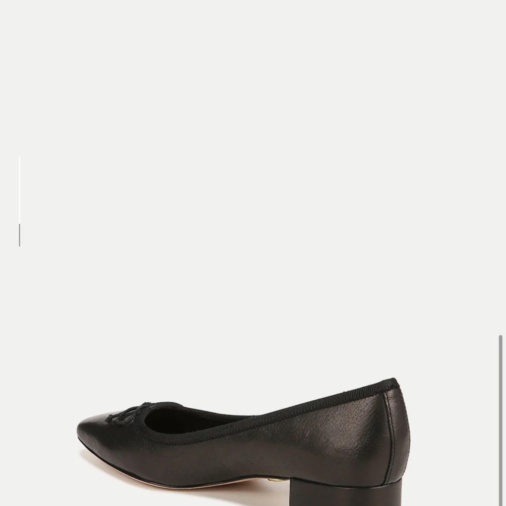 NWT Veronica Beard size7 Cecile black leather heel with box and dust bag.